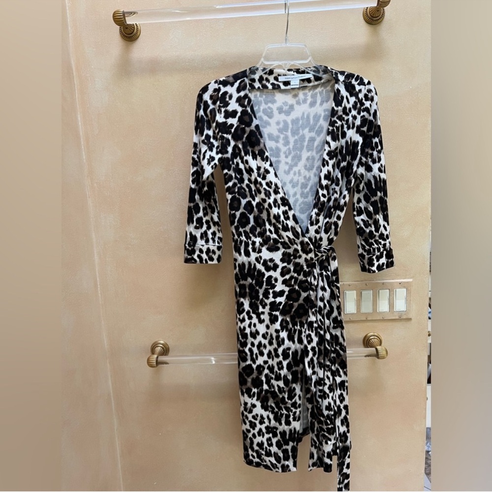 DVF Leopard Print Wrap Dress - Picture 2 of 4